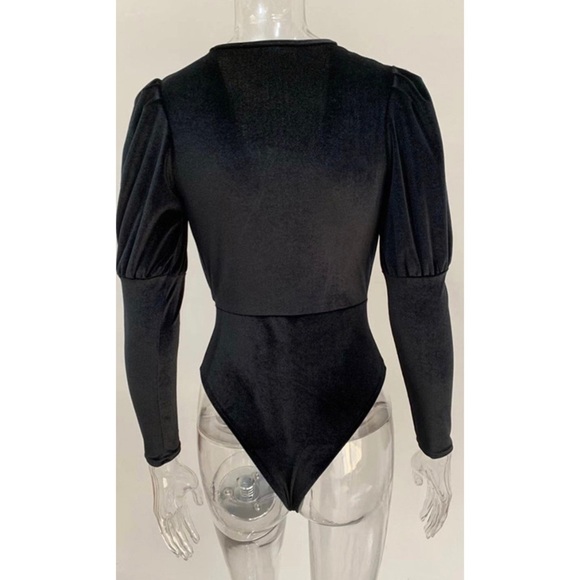 CLEARANCE 🥀 (Last Small) STRETCH VELVET BODYSUIT - Picture 5 of 5